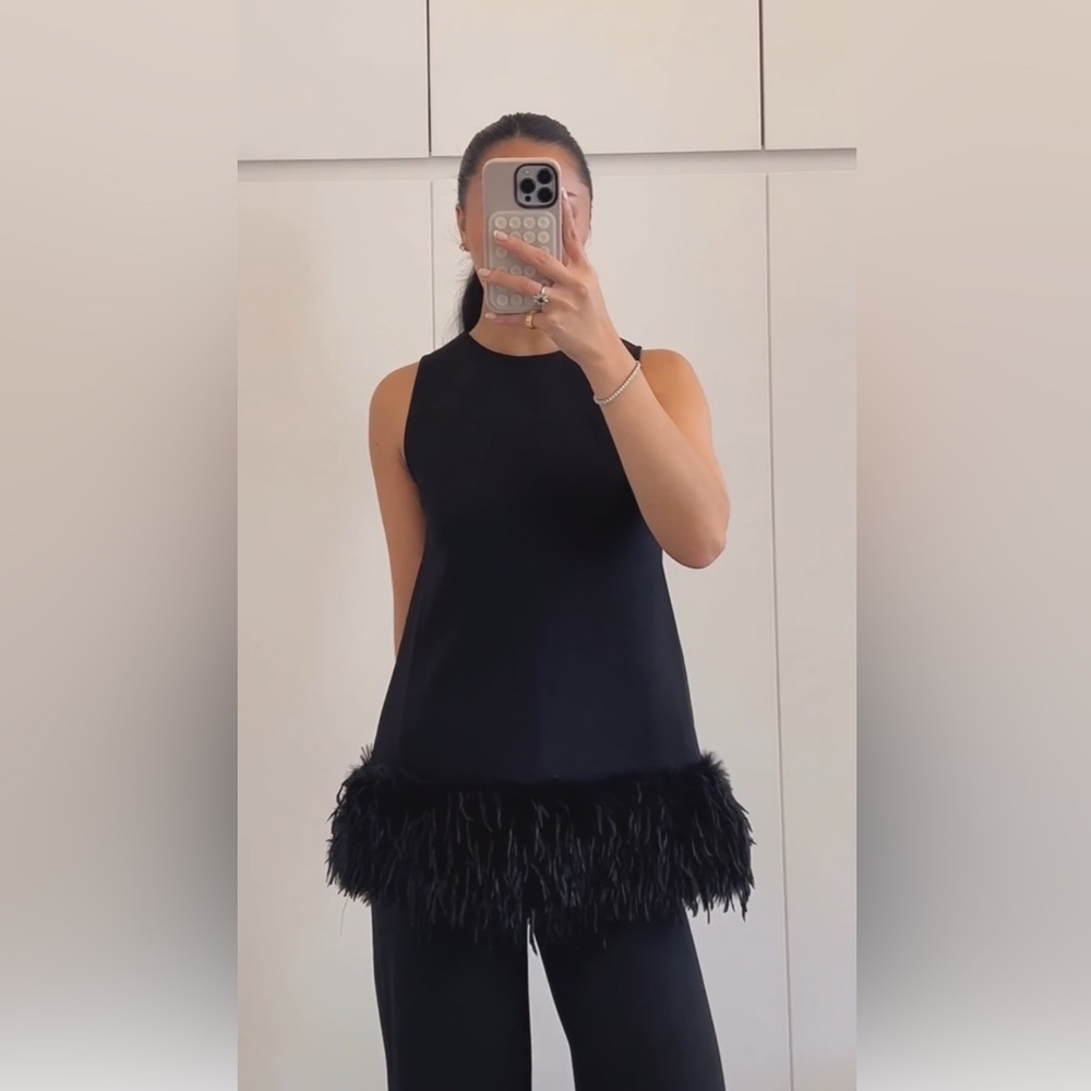 New H&M Black Sleeveless Fringe Trimmed Top